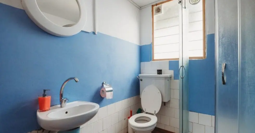 how-to-move-a-toilet-over-a-few-inches-8-easy-steps