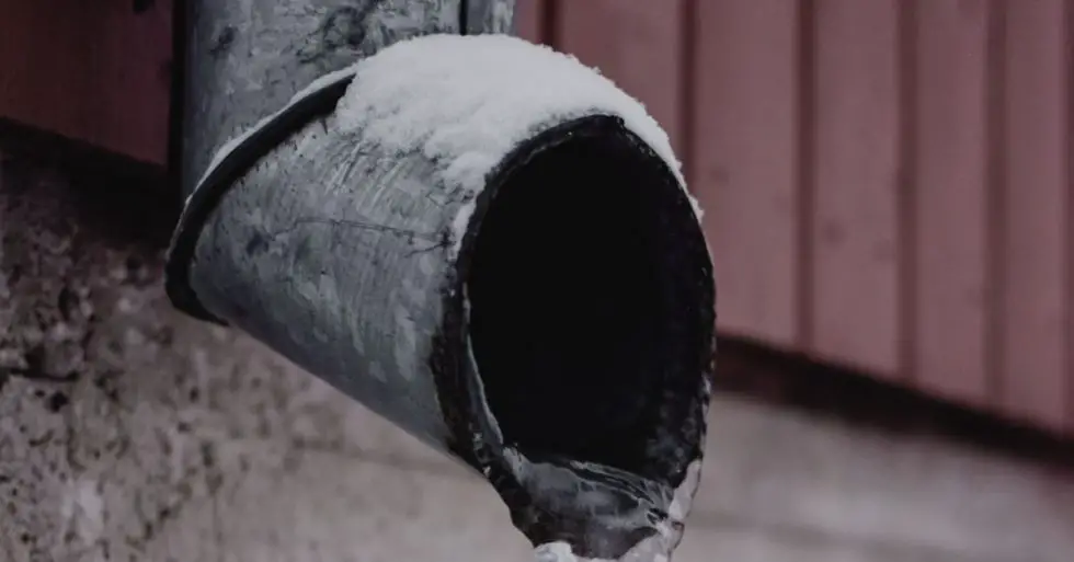 How To Prevent Water Damage On Pipes 6 Best Tips   How To Prevent Water Damage On Pipes 980x513 